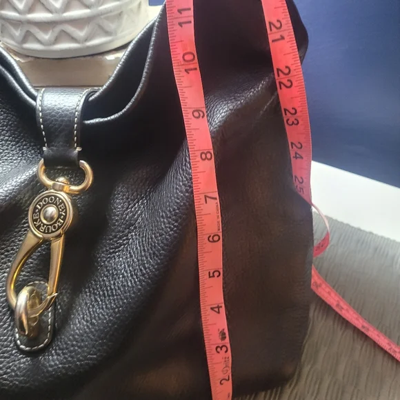 Dooney and Bourke Bag - Picture 3 of 6